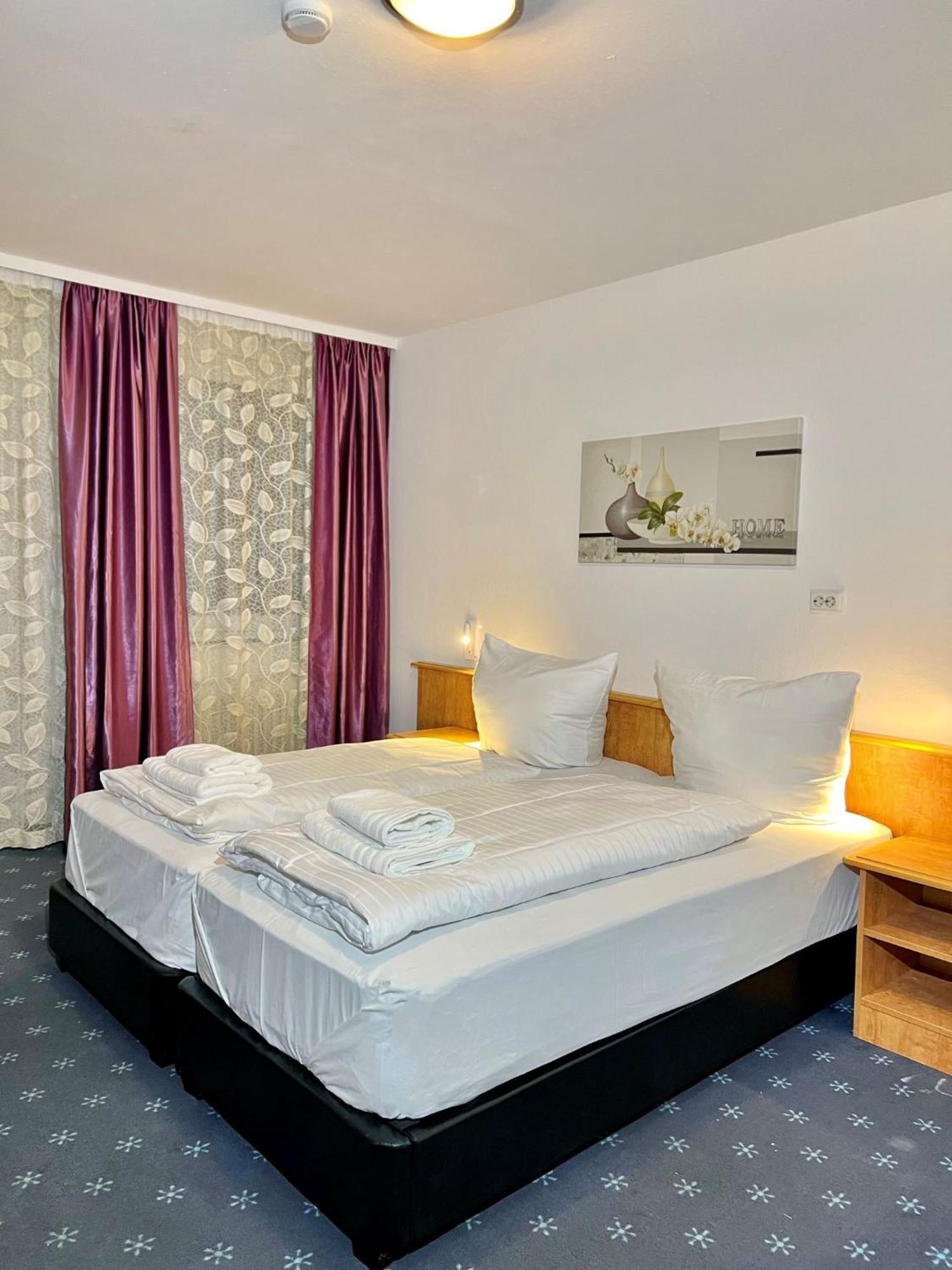 Hotel Neo Cologne Bonn Airport Rosrath Ngoại thất bức ảnh