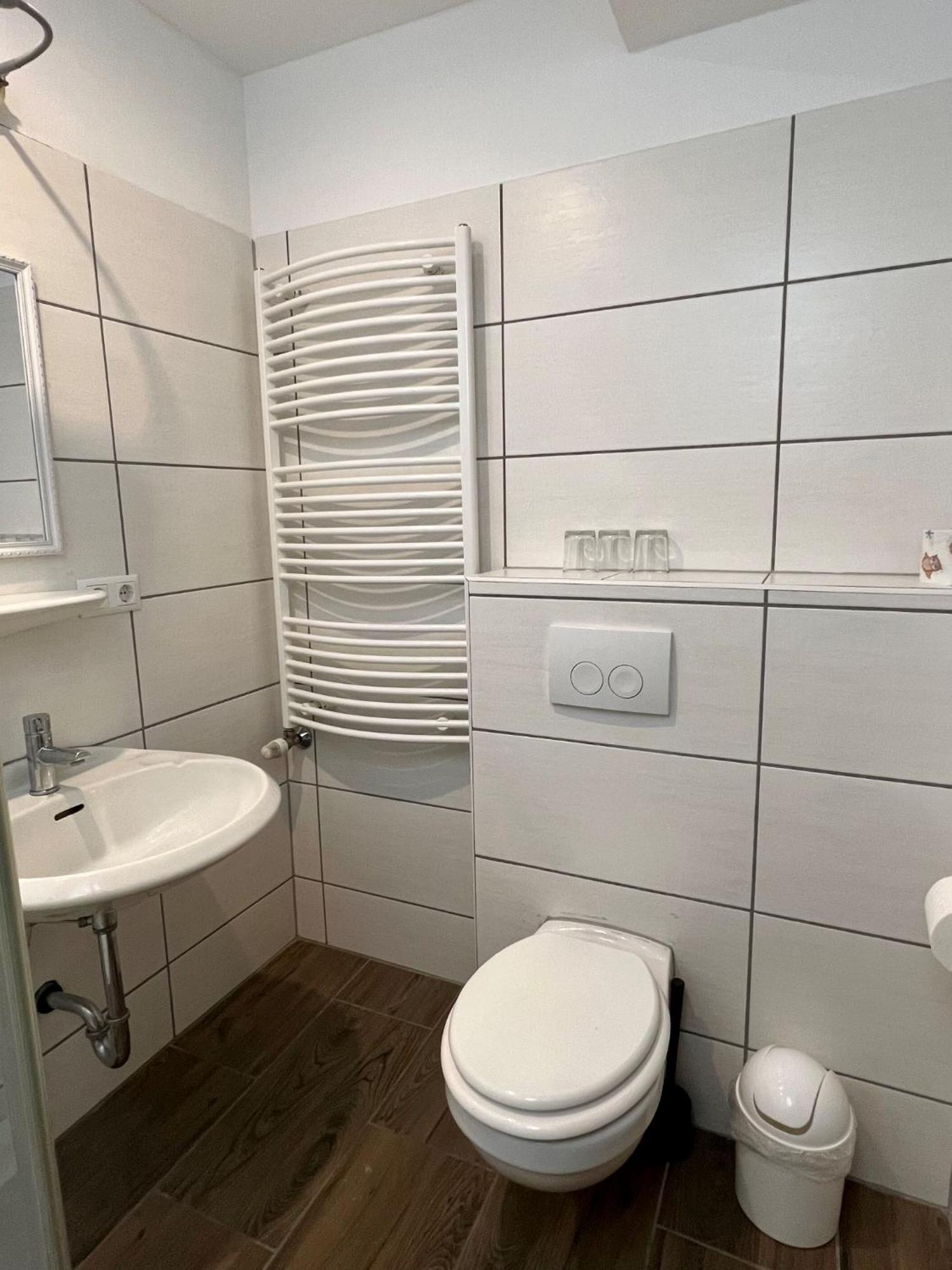 Hotel Neo Cologne Bonn Airport Rosrath Ngoại thất bức ảnh