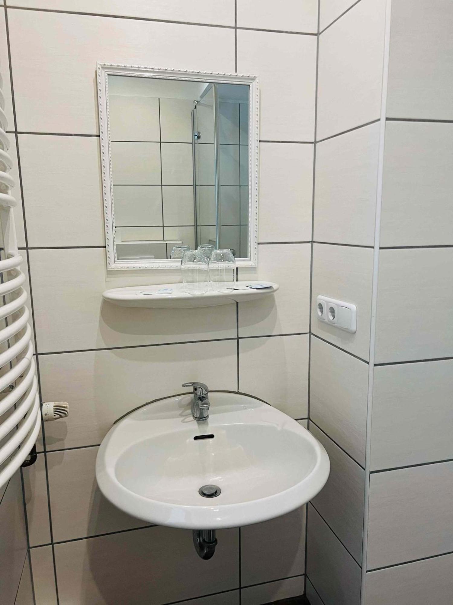 Hotel Neo Cologne Bonn Airport Rosrath Ngoại thất bức ảnh